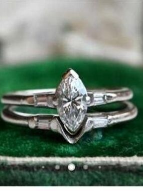 Marquise Cut Diamond-Style Sterling Silver Ring Set in Silver